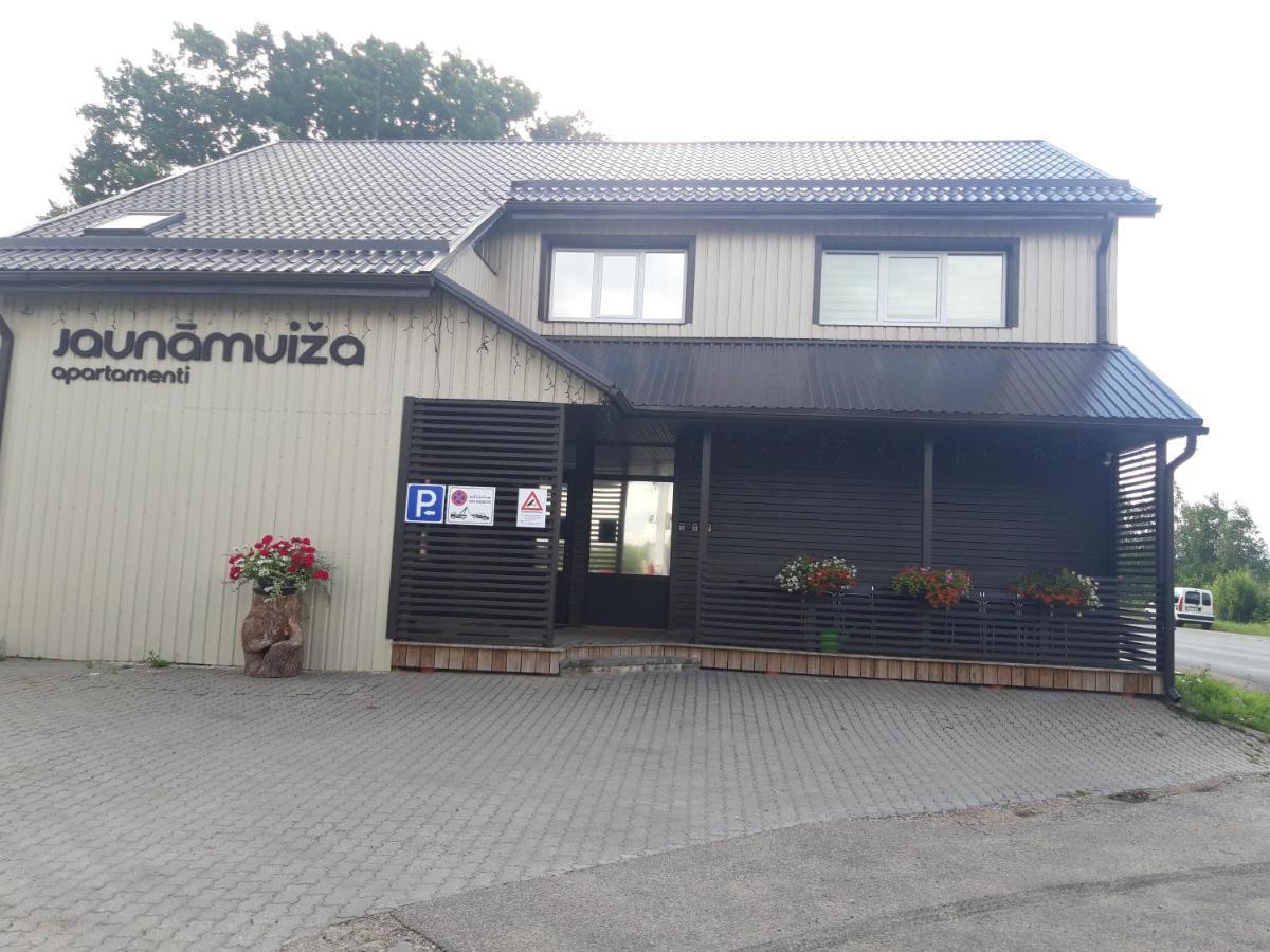 Jaunamuiza Apartamenti Valmiera Exteriér fotografie